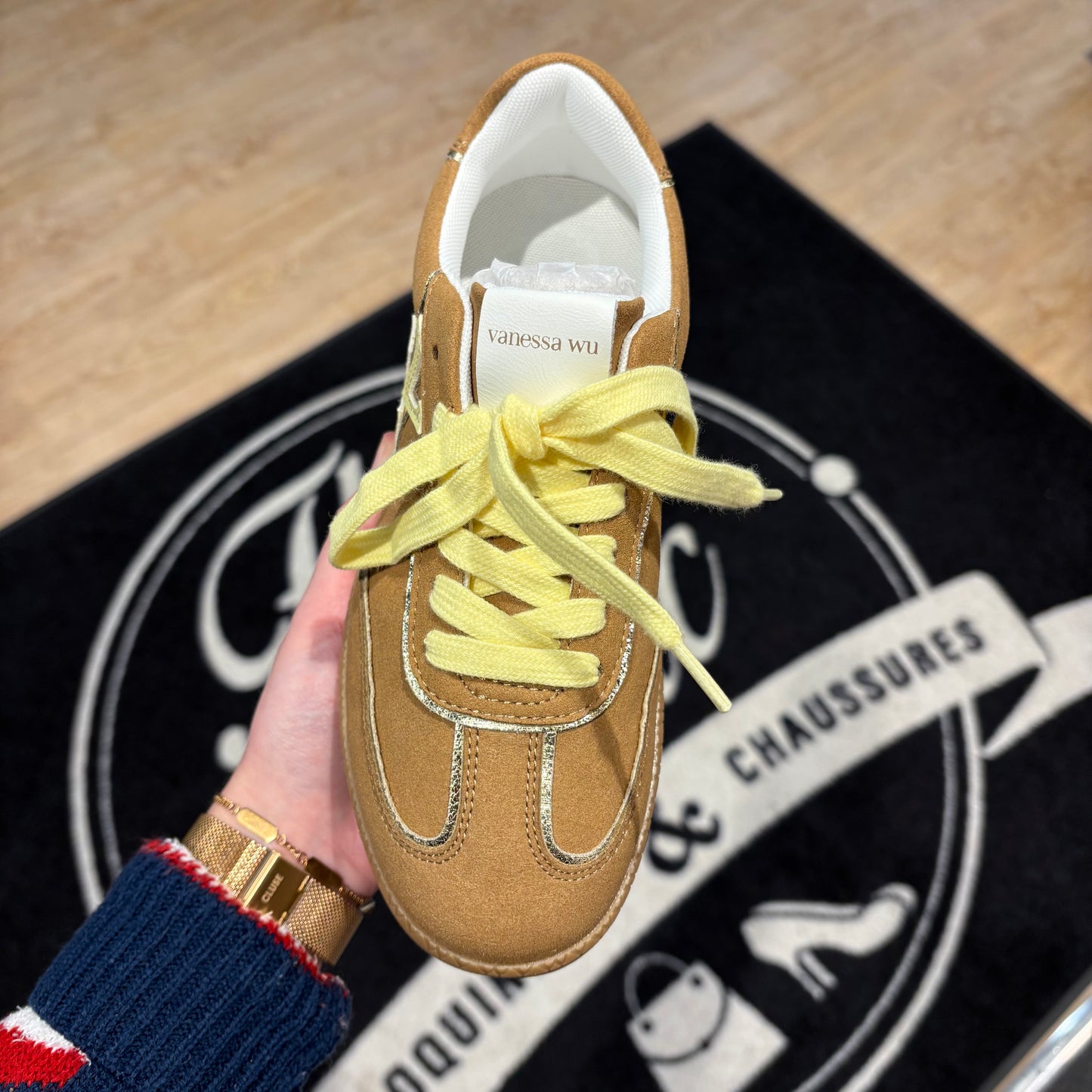 Vanessa Wu AURA INITIALS Camel | BK2837