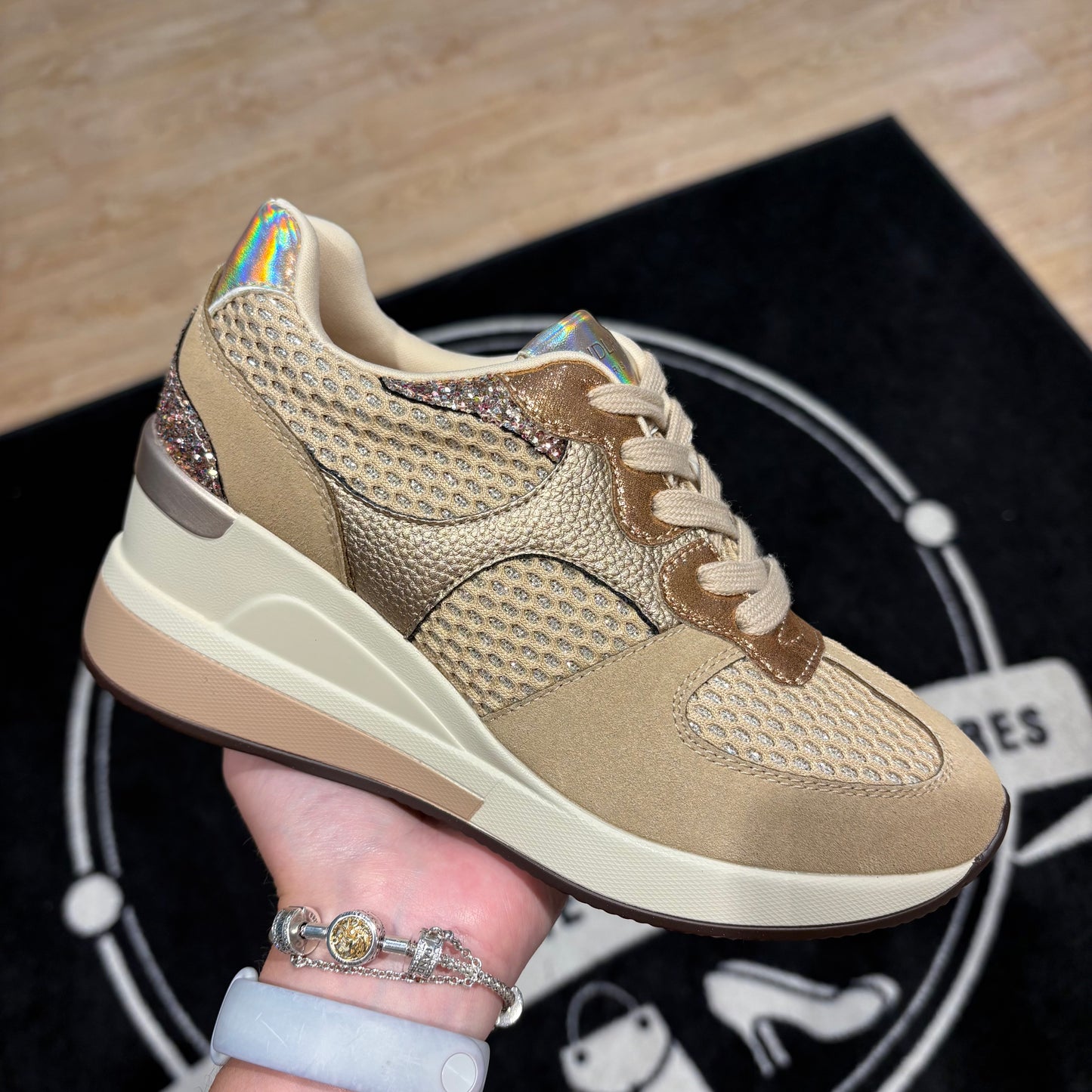 Baskets compensées Findlay – Manon | Beige | FY1312