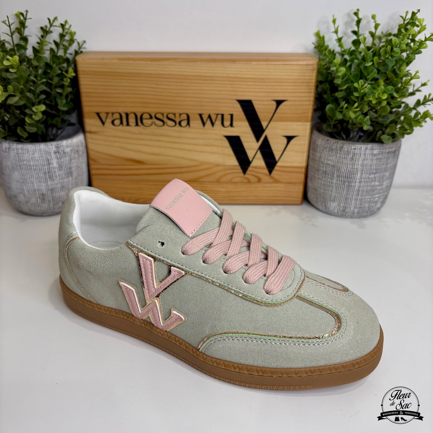 Vanessa Wu AURA INITIALS Green | BK2837